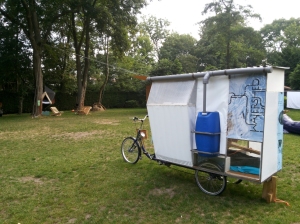 Pedal your way to the next camp site, collect rainwater on the way, and then cosy up at will..! 